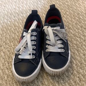 Levi's Kids Dark Blue and White Sneakers. Size 13 run like a 12.5